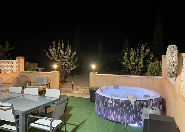 Βίλα Vigneronne Moderne Piscine Et Jaccuzi